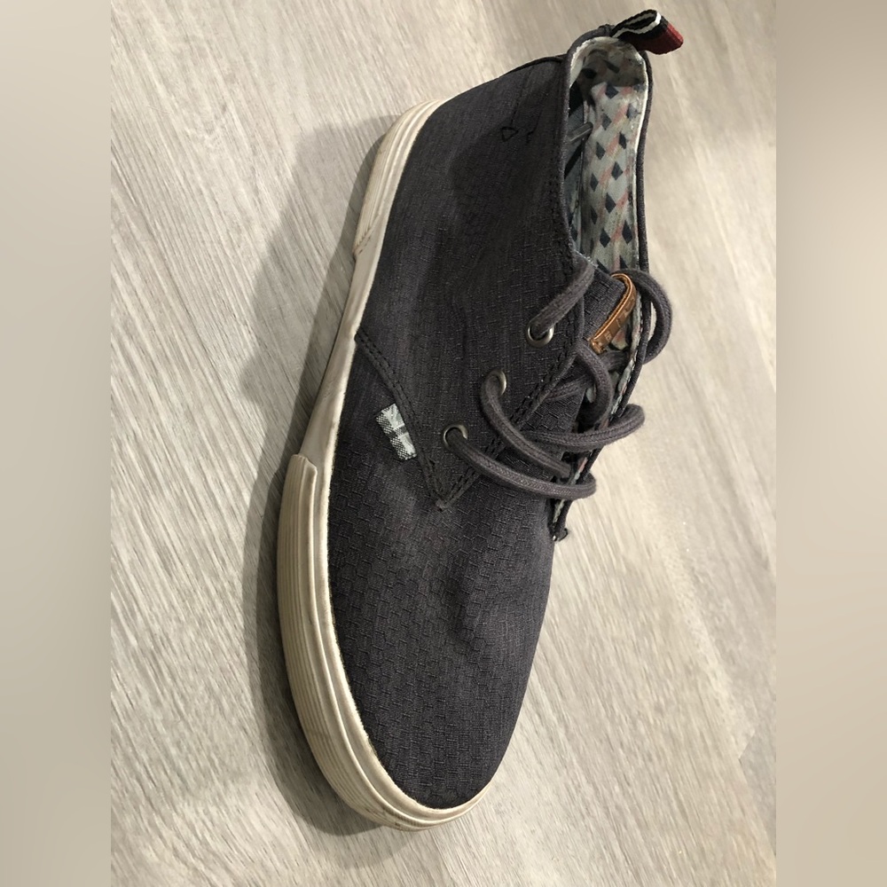 Shoes men